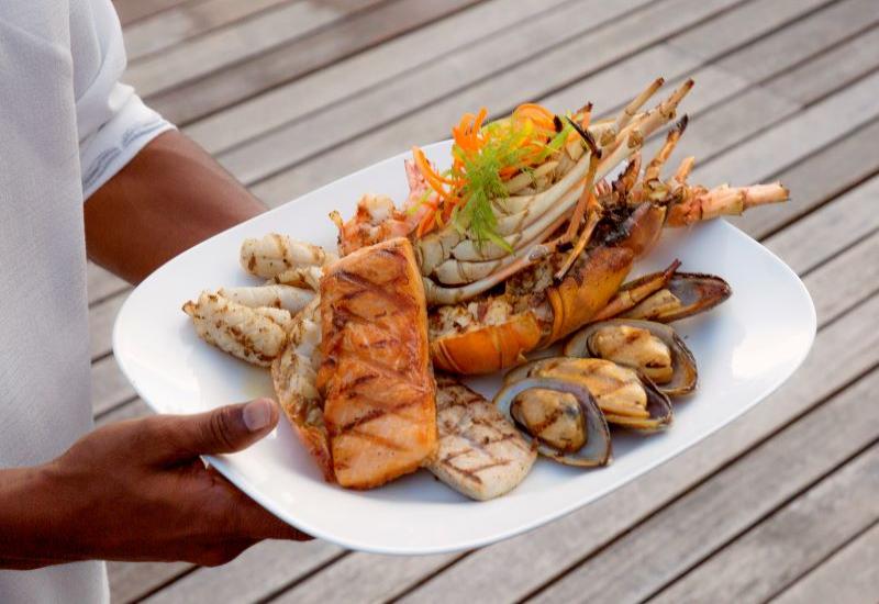 A Guide to Maldivian Cuisine: Must-Try Dishes and Dining Spots