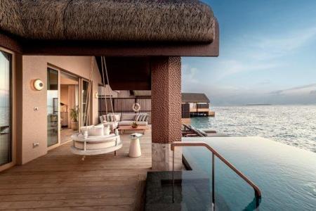 Sunset Ocean Pool Villa