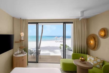 Beachfront Panoramic  Room with Jacuzzi